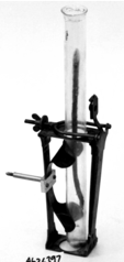 A close-up of a glass cylinder
Description automatically generated with low confidence