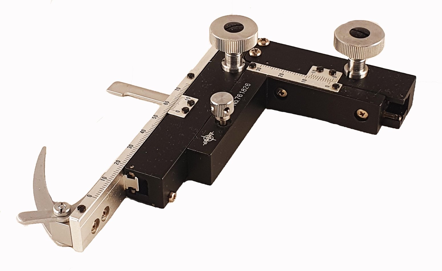 Swift Instruments A black and silver measuring deviceDescription automatically generated