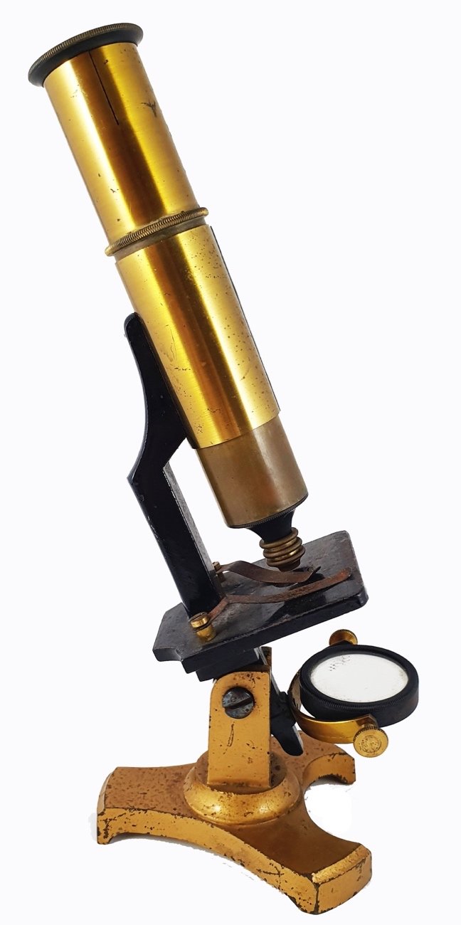 Microscope In 1900 A close up of a deviceDescription automatically generated