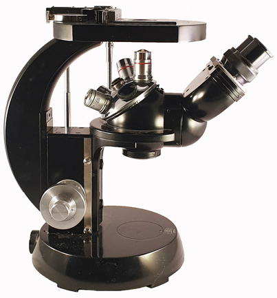 A close-up of a microscope
Description automatically generated with medium confidence